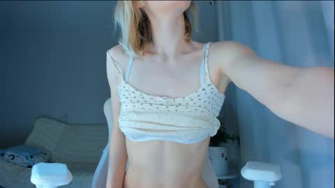 jennywoody online show from March 7, 2:52 am