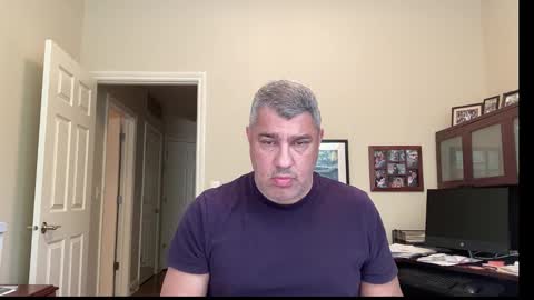 Chicago Guy online show from October 14, 7:36 pm