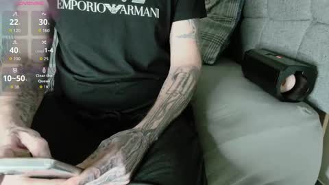 showofjay online show from November 9, 12:31 am