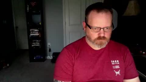 Snapshot of shughes740 chatting on April 24, 11:51 pm shughes740 online show from April 24, 11:51 pm