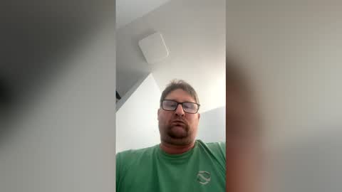 shweatyballs28 online show from April 3, 1:36 am