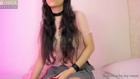 Snapshot of shy_angel_30 chatting on September 22, 6:10 pm Angel online show from September 22, 6:10 pm