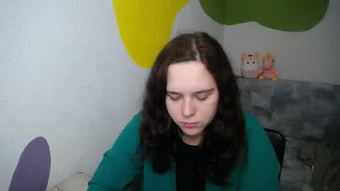 Snapshot of shy_lil chatting on November 11, 1:33 pm shy_lil online show from November 11, 1:33 pm