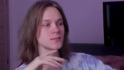 Snapshot of shy_nny chatting on September 17, 12:29 pm Mark online show from September 17, 12:29 pm