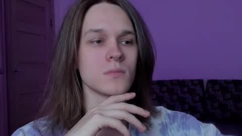 Snapshot of shy_nny chatting on October 17, 12:30 pm Mark online show from October 17, 12:30 pm