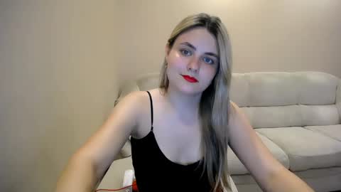 shy_sabrina_ online show from May 26, 5:31 pm