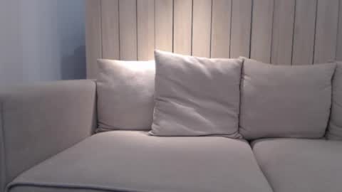 Snapshot of shy_schoolgirl_ chatting on February 20, 4:36 pm shy_schoolgirl_ online show from February 20, 4:36 pm