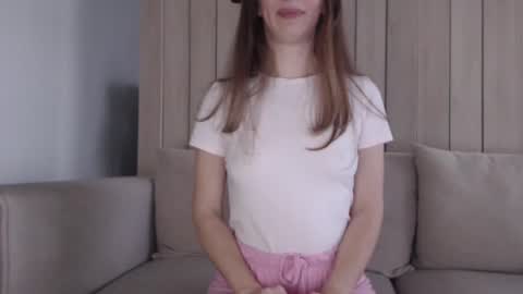 Snapshot of shy_schoolgirl_ chatting on March 5, 3:18 pm shy_schoolgirl_ online show from March 5, 3:18 pm