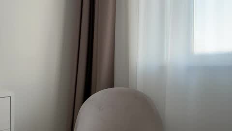 shy_schoolgirl_ online show from December 21, 10:44 am