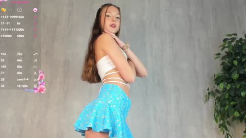 Melanie online show from December 21, 8:18 am