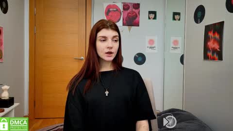 Snapshot of shybella_girl chatting on February 20, 11:31 am Bella online show from February 20, 11:31 am