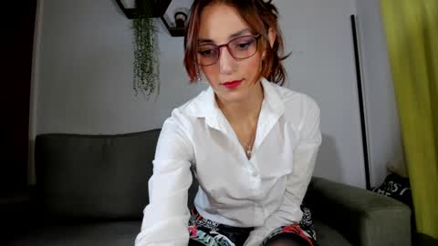 Snapshot of shybut_naughty chatting on January 15, 10:49 am Tell me Ari My only social media will be IG online show from January 15, 10:49 am