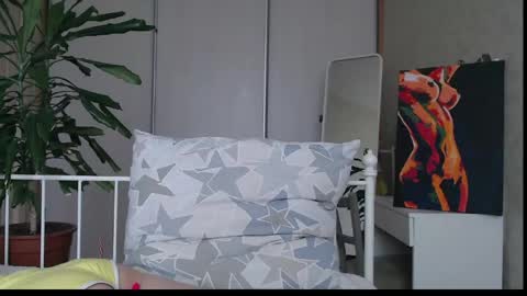 Eva online show from May 6, 5:03 am