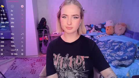 Effie online show from February 4, 7:33 pm