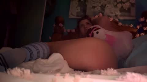 Snapshot of shyg1r1 chatting on February 1, 9:00 am Sasha online show from February 1, 9:00 am