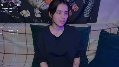 Snapshot of shygaze chatting on April 8, 10:54 pm shygaze online show from April 8, 10:54 pm