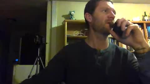 Snapshot of shyguy9387 chatting on January 5, 2:38 am shyguy9387 online show from January 5, 2:38 am