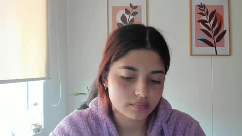 shylittlebunny online show from April 13, 8:25 pm