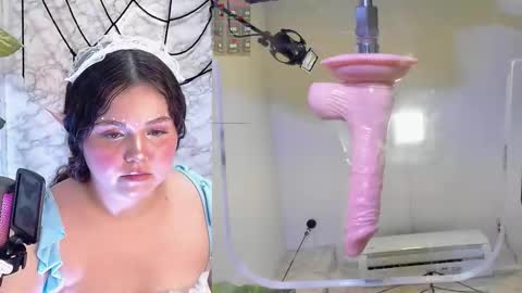 Shyly online show from October 30, 5:20 am