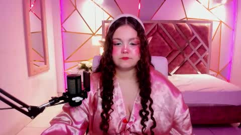 Snapshot of shylysweet chatting on March 28, 5:29 am Shyly online show from March 28, 5:29 am