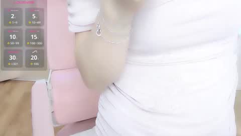 nana online show from June 5, 1:12 am