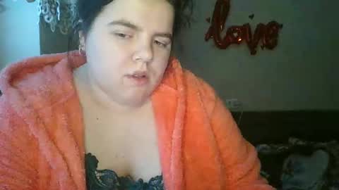 Snapshot of shyness_girl chatting on February 16, 3:05 pm Bethany online show from February 16, 3:05 pm