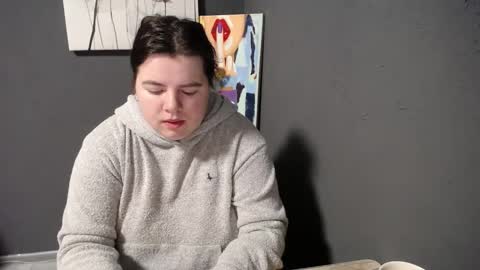 Snapshot of shyness_girl chatting on February 17, 7:15 am Bethany online show from February 17, 7:15 am