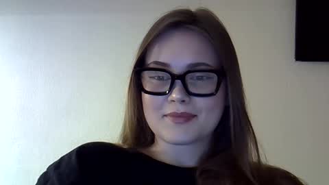 shynesssi online show from February 3, 4:31 pm