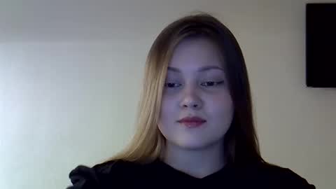 shynesssi online show from February 25, 11:11 pm