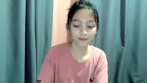 Snapshot of shypinay_kaira chatting on September 21, 2:13 am kaira online show from September 21, 2:13 am