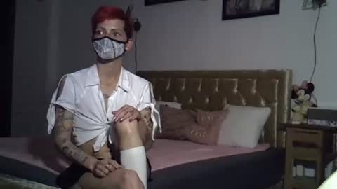 Snapshot of shyskinnynina chatting on May 15, 10:00 am Nina online show from May 15, 10:00 am