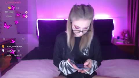 shysweetrish online show from January 12, 12:16 am