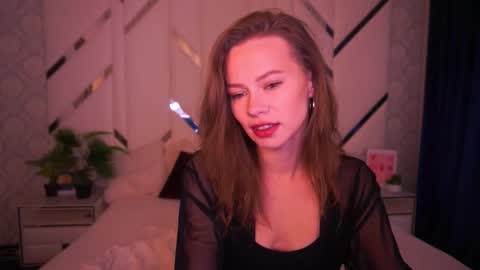 Snapshot of shyysiren chatting on November 13, 8:02 am shyysiren online show from November 13, 8:02 am