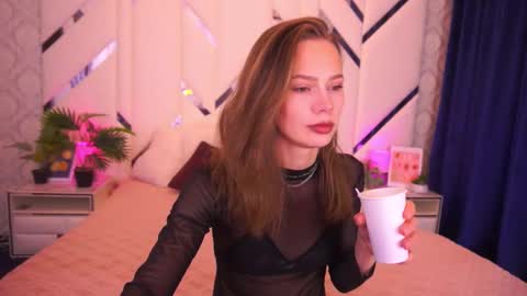 Snapshot of shyysiren chatting on November 16, 3:06 pm shyysiren online show from November 16, 3:06 pm