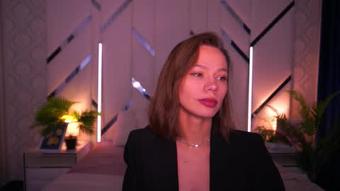 Snapshot of shyysiren chatting on December 23, 8:45 am shyysiren online show from December 23, 8:45 am