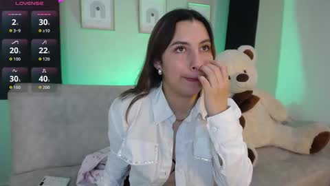 Sia online show from November 13, 9:58 pm