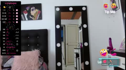 Snapshot of siamarlin chatting on December 4, 7:45 pm siamarlin online show from December 4, 7:45 pm