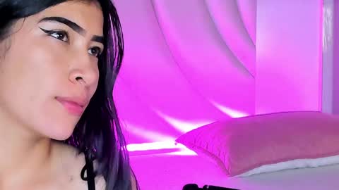 Siara and Zoe tattoo online show from May 15, 11:23 pm