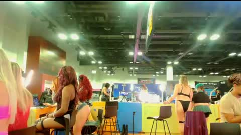 Snapshot of siclianprincess chatting on June 27, 7:30 pm Miss Meadow Gotti Romano online show from June 27, 7:30 pm