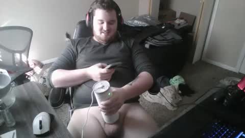 Snapshot of sideswitch chatting on February 23, 8:11 pm sideswitch online show from February 23, 8:11 pm