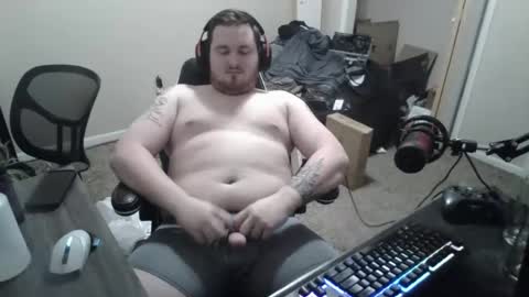 Snapshot of sideswitch chatting on February 28, 12:11 am sideswitch online show from February 28, 12:11 am