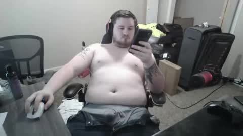 Snapshot of sideswitch chatting on April 1, 8:39 pm sideswitch online show from April 1, 8:39 pm