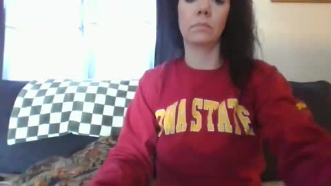 Mrs. St. Patrickk online show from January 3, 4:48 pm