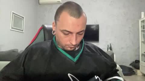 Snapshot of sidvicious23cm chatting on January 14, 7:30 pm sidvicious23cm online show from January 14, 7:30 pm