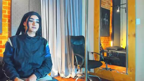 Snapshot of sienna_dark chatting on March 14, 11:15 am SinnaDark online show from March 14, 11:15 am