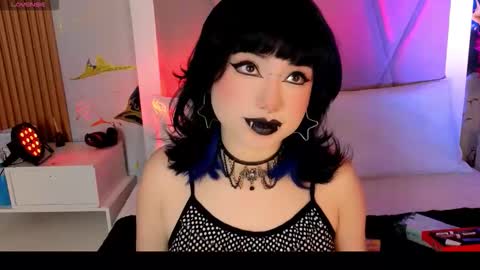 Sienna Desieree online show from April 30, 2:56 pm