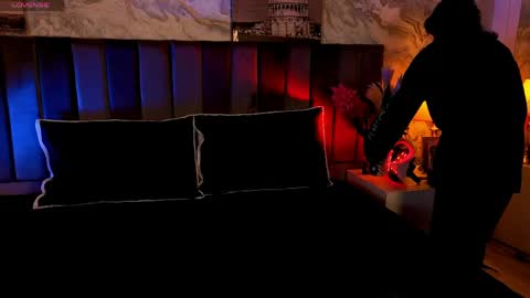 Sienna Desieree online show from May 6, 1:05 pm