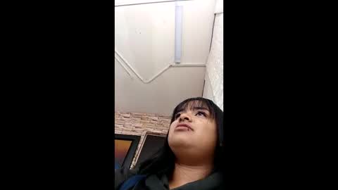 sienna_lux01 online show from May 21, 2:29 am