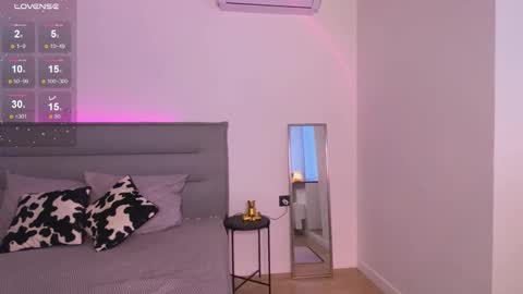 Lisa online show from November 23, 8:03 am