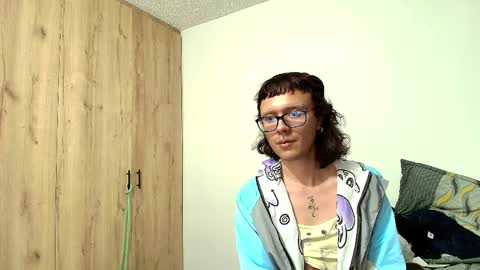 Sienna Morales online show from April 9, 3:06 am